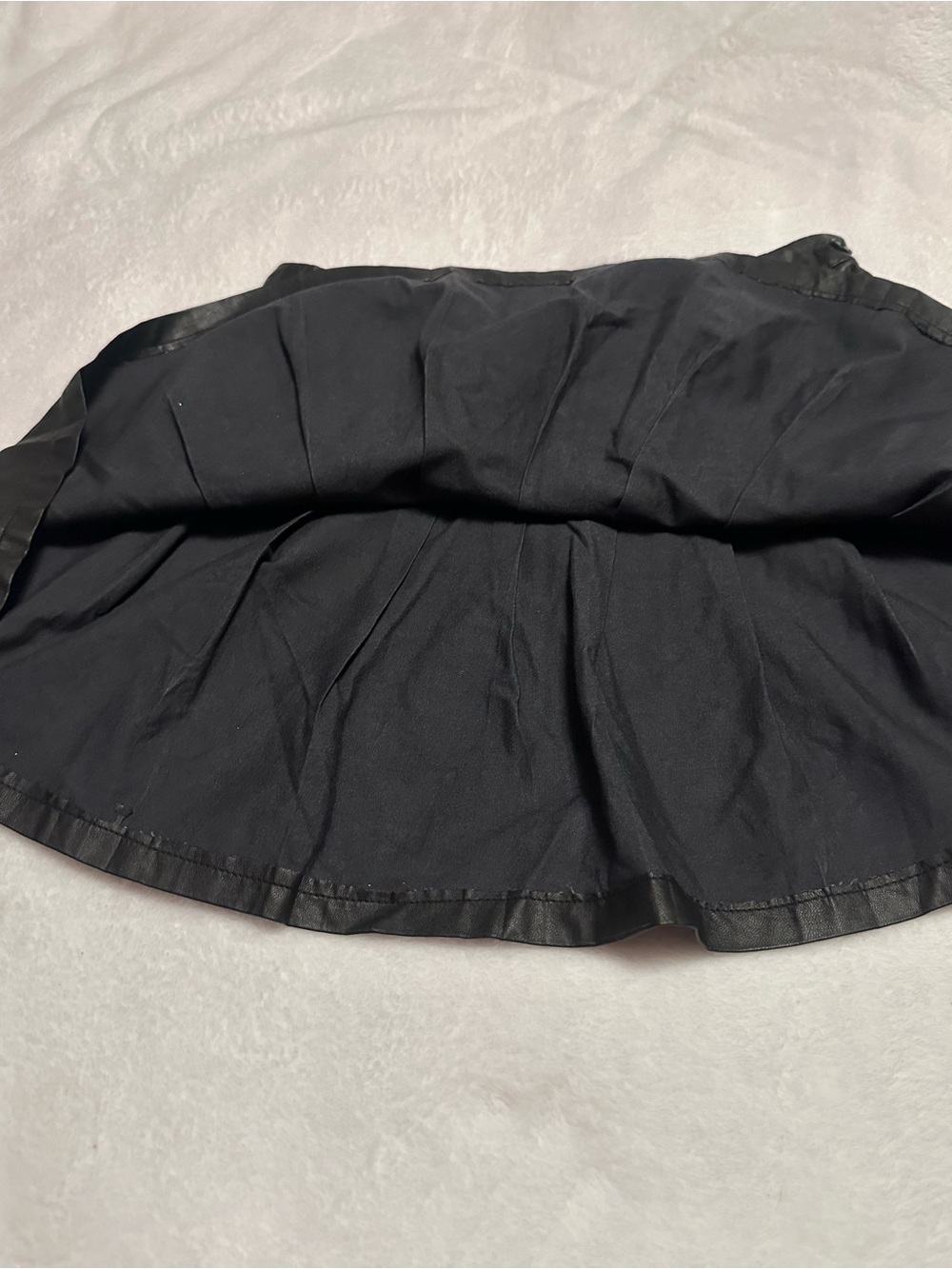 Aeropostale Black Faux Leather Skater Skirt Size Small - Picture 6 of 8
